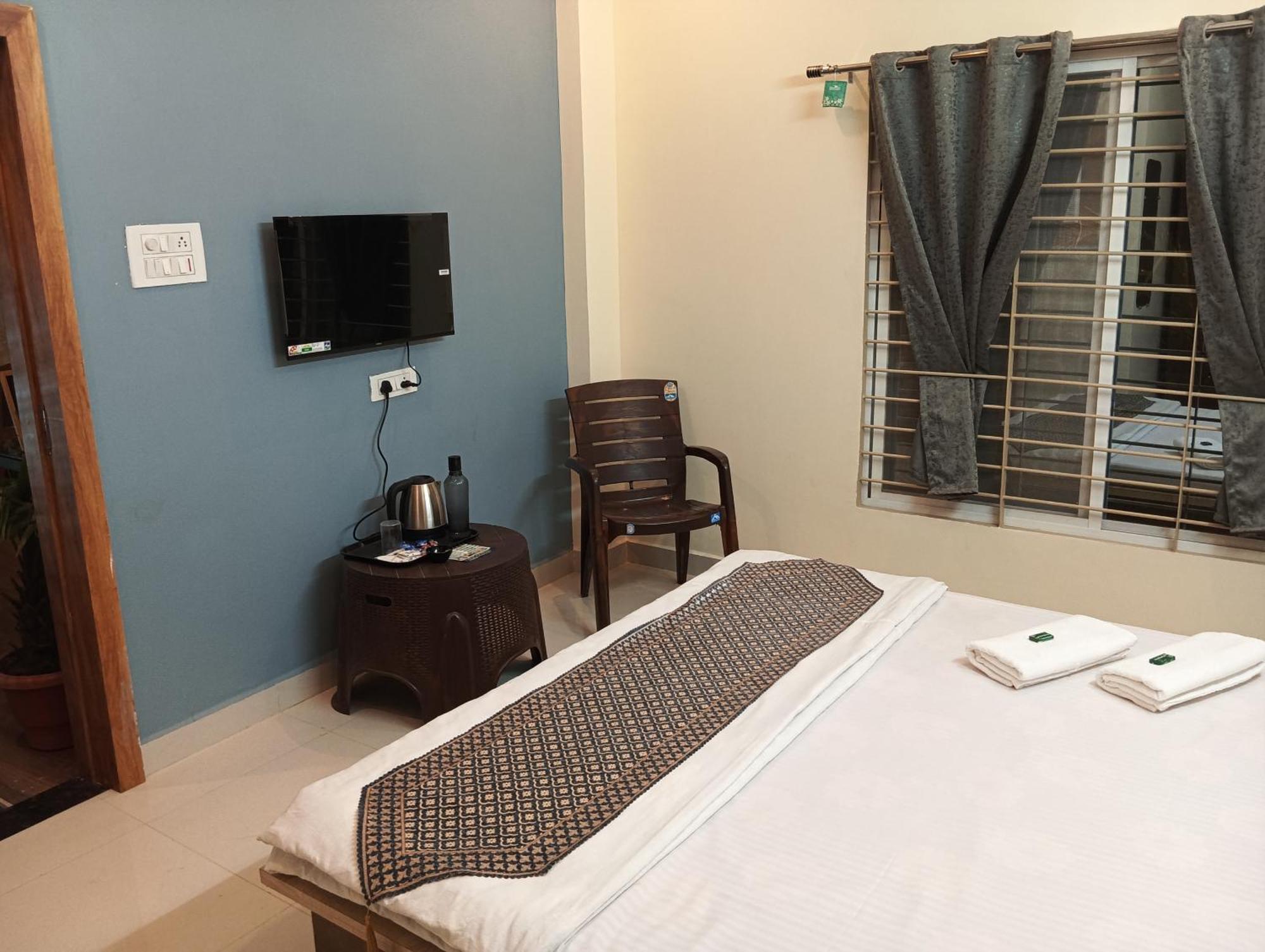 Hotel Shivashray Luxury Stays & Inn Ujjain Εξωτερικό φωτογραφία