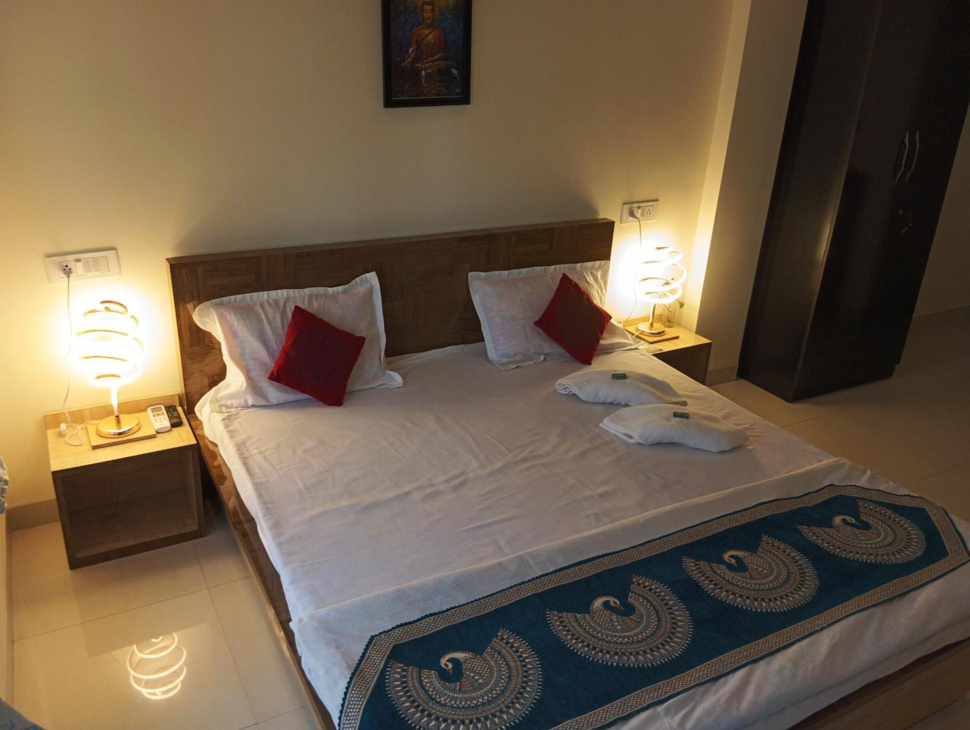 Hotel Shivashray Luxury Stays & Inn Ujjain Δωμάτιο φωτογραφία